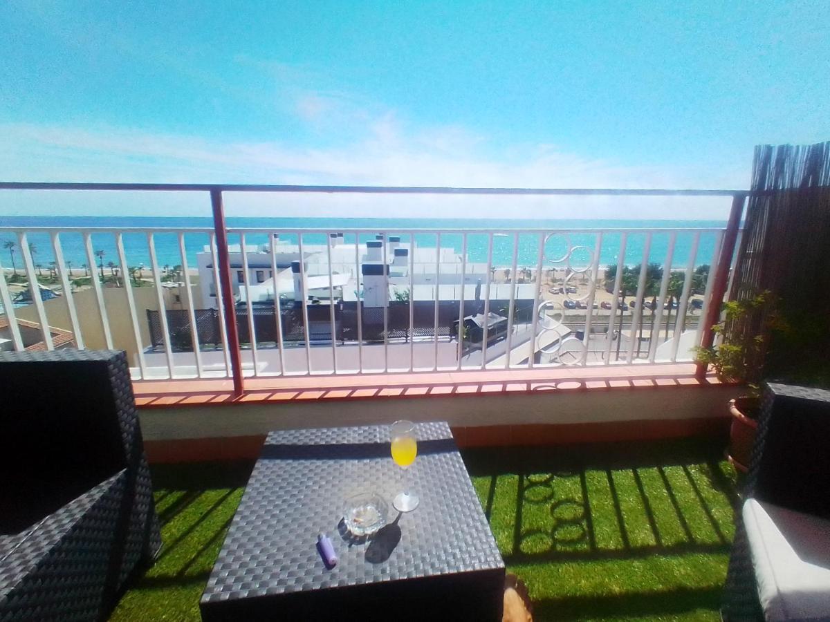 Appartement Terraza Al Mar à Pineda de Mar Extérieur photo